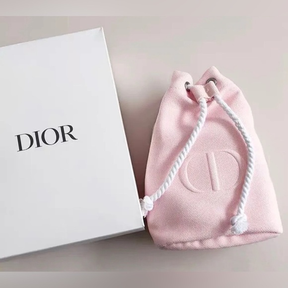 NIB Dior 💕 PiNK Beauty Cosmetic Bag Drawstring  Pouch Clutch VIP Gifts Genuine - Picture 1 of 13